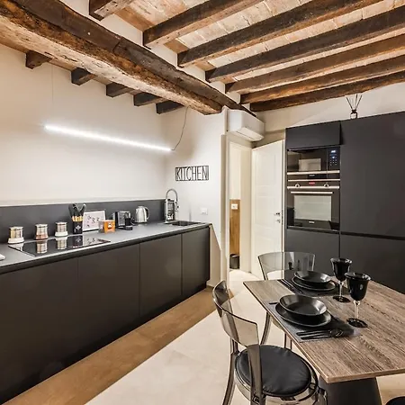 Exclusive Academy House Appartamento
