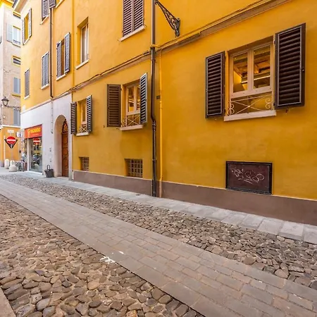 Appartamento Exclusive Academy House