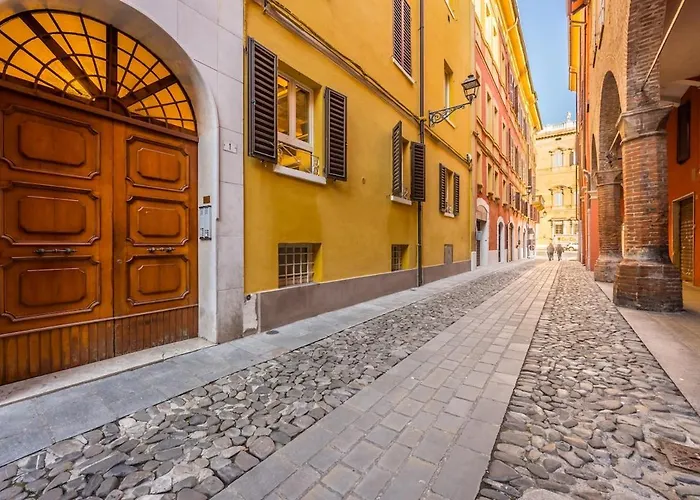 Exclusive Academy House